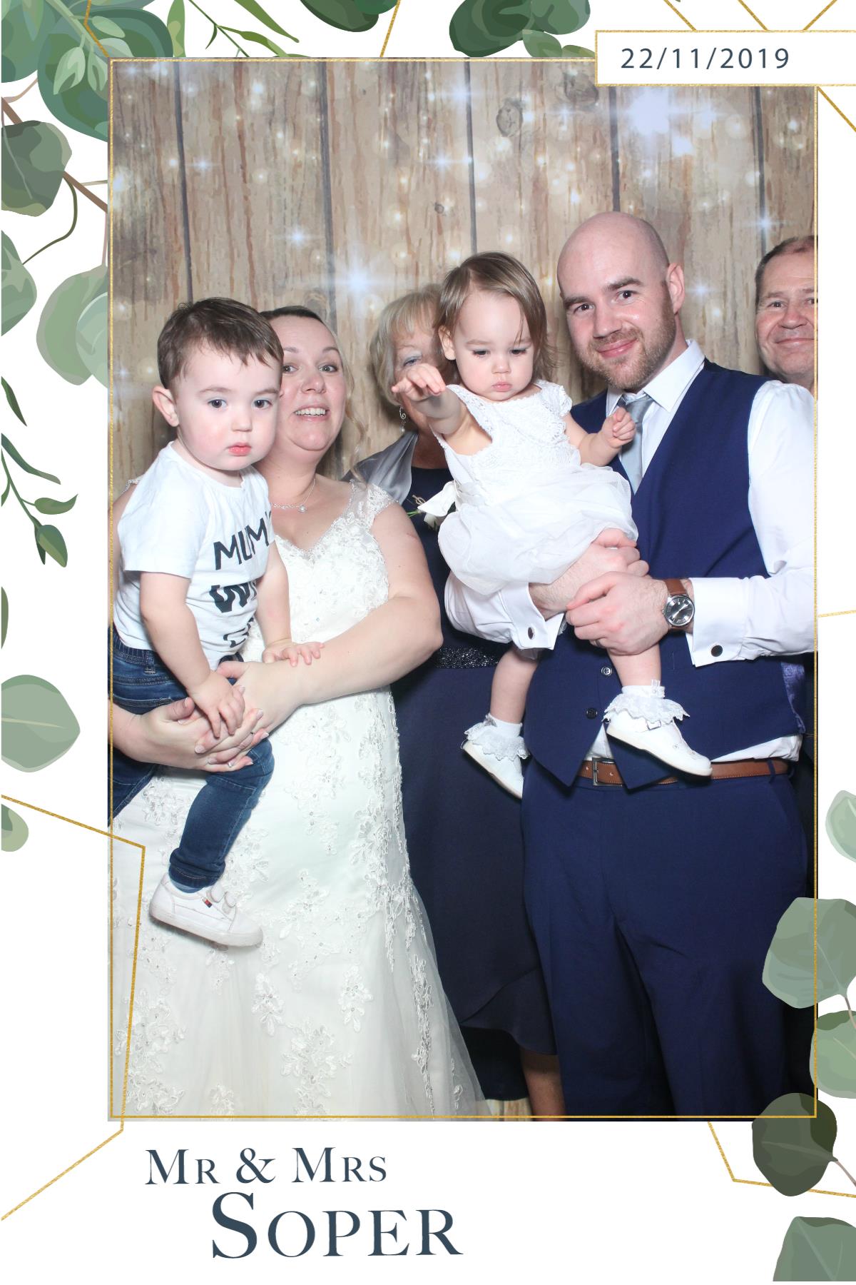 Mr & Mrs Soper  | View more photos from the event at gallery.magicimages.uk/u/MagicImages/Mr-Mrs-Soper